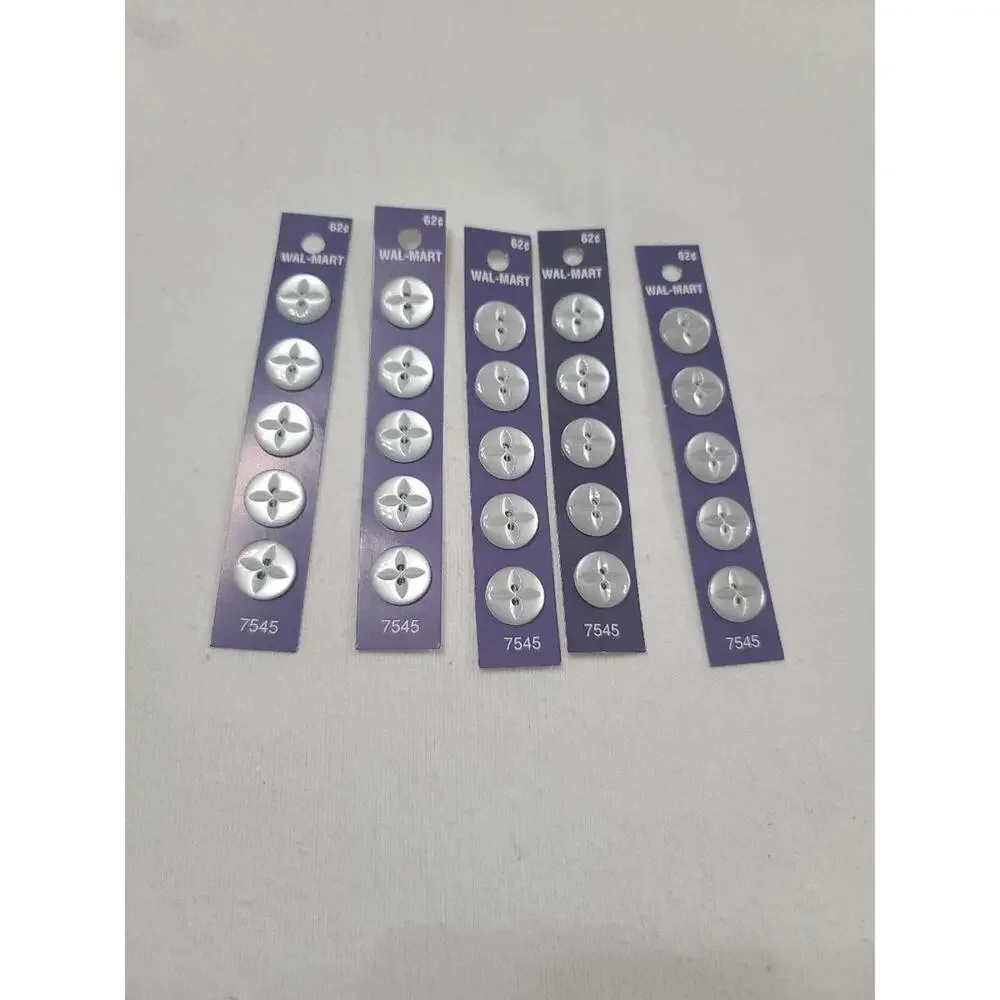 LeBouton Button Bundle Clear White Floral Cut 2 Pks 3/4